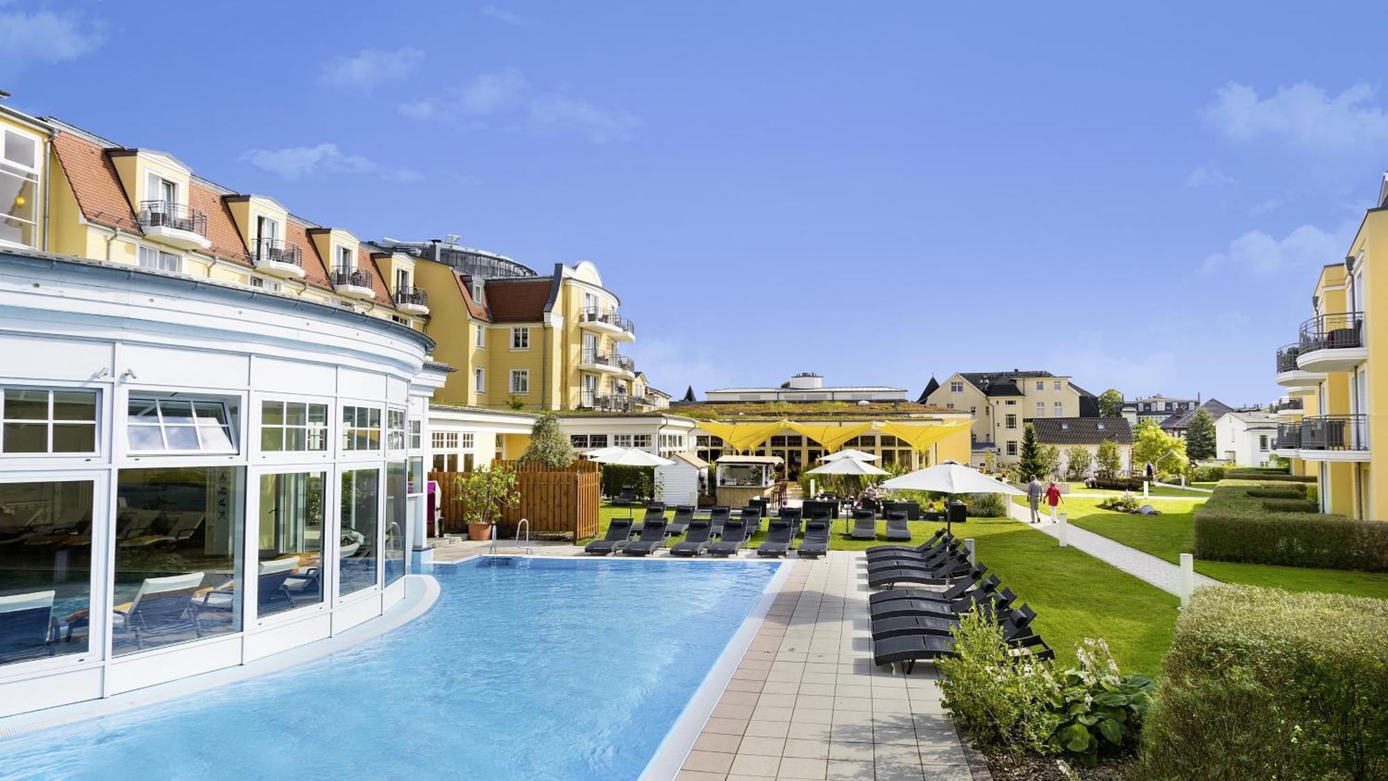 Hotel zur Post - ein Rovell Hotel Ostseebad Heringsdorf Exterior foto