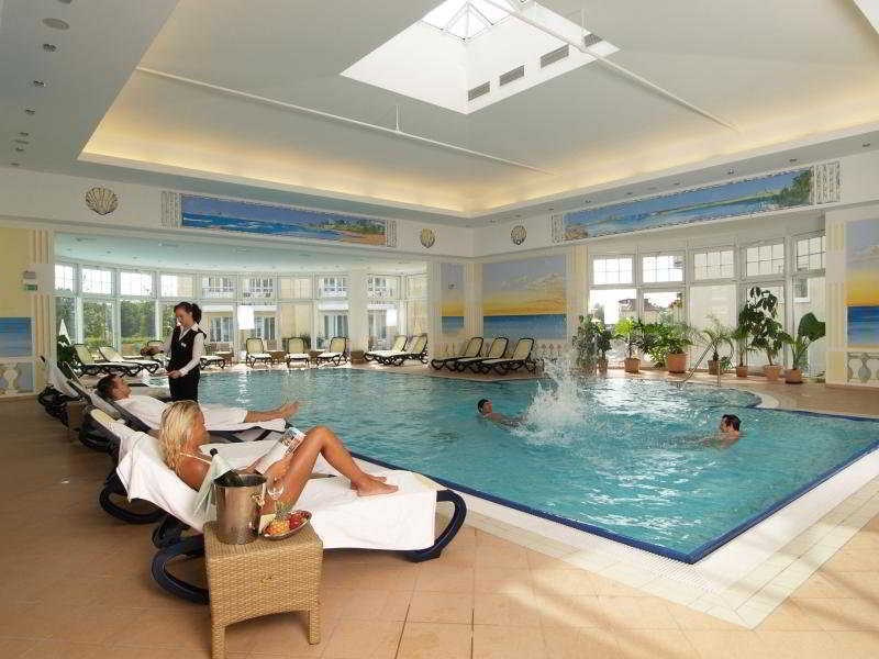 Hotel zur Post - ein Rovell Hotel Ostseebad Heringsdorf Exterior foto