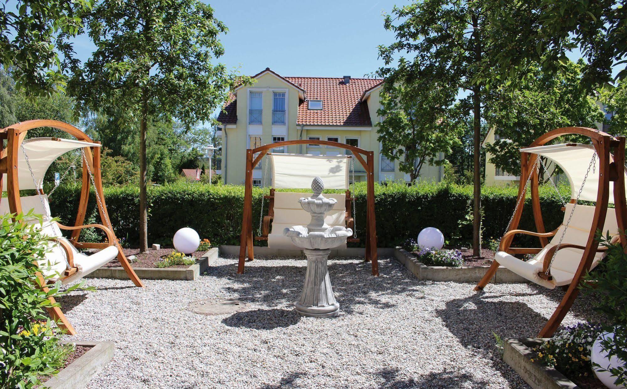 Hotel zur Post - ein Rovell Hotel Ostseebad Heringsdorf Exterior foto